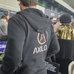 Installation audiovisuelle sur mesure avec sonorisation, éclairage et vidéo sur la terrasse du stade Atlantique de Bordeaux